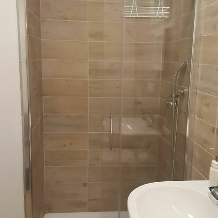 Verona4rent Cadrega 아파트 *