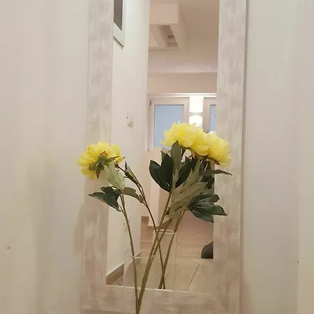 Verona4rent Cadrega 아파트 *